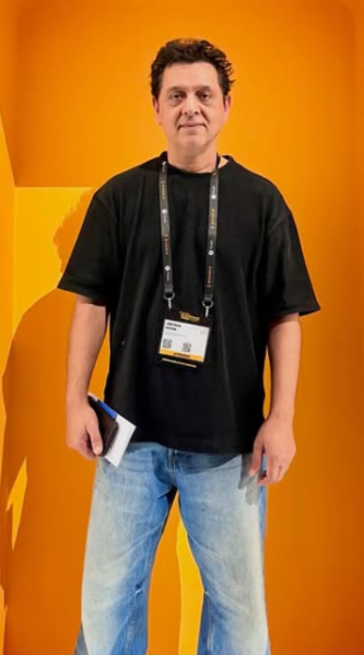 File:Arfeen Khan.png