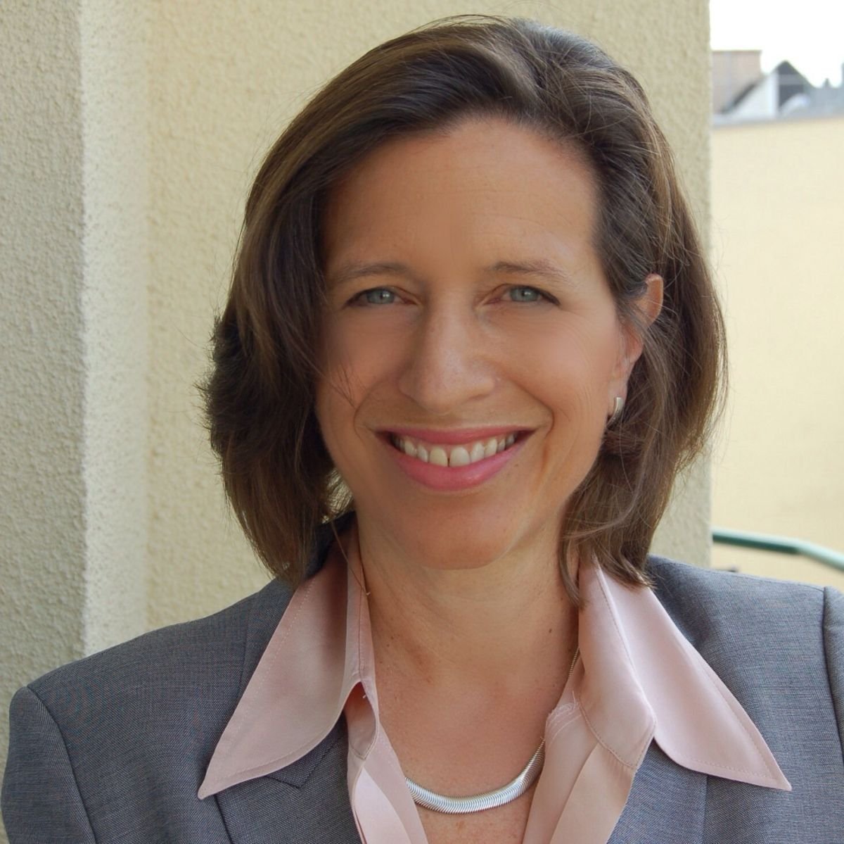 Melissa Fleming - Melissa Fleming Biography – UN Communications Leader ...