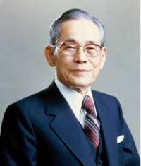 Lee Byung-Chull.jpg