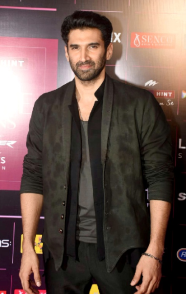 File:Aditya Roy Kapur.png